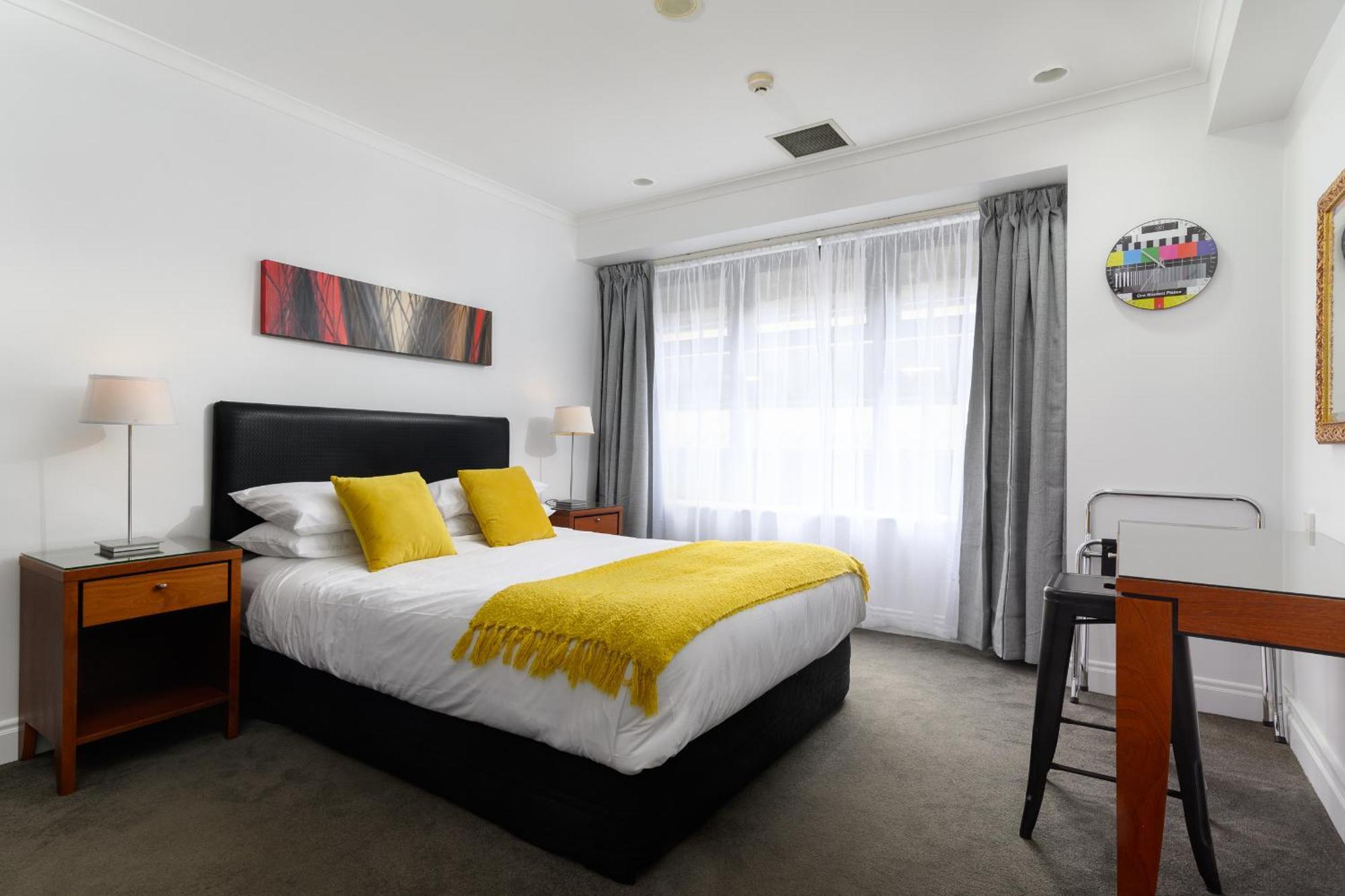 A City Stay Holiday On Queen Street オークランド エクステリア 写真